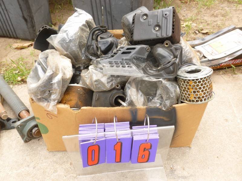 SnS Auctions # 319 John Deere Lawnmower & go kart parts