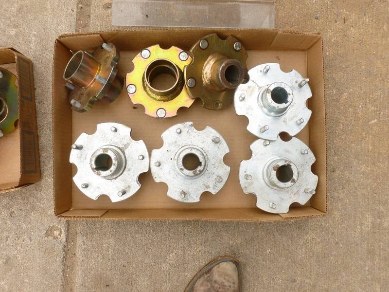 SnS Auctions # 319 John Deere Lawnmower & go kart parts