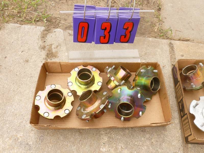 SnS Auctions # 319 John Deere Lawnmower & go kart parts