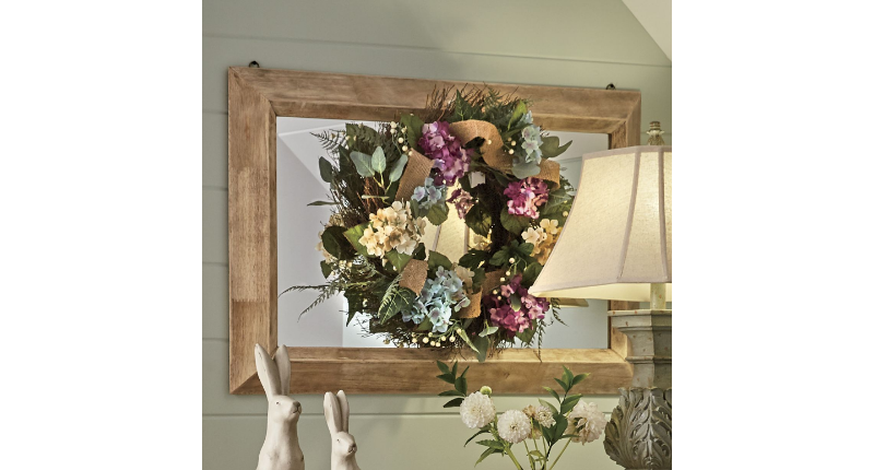 Hollander Mirror open box Retail $1...
