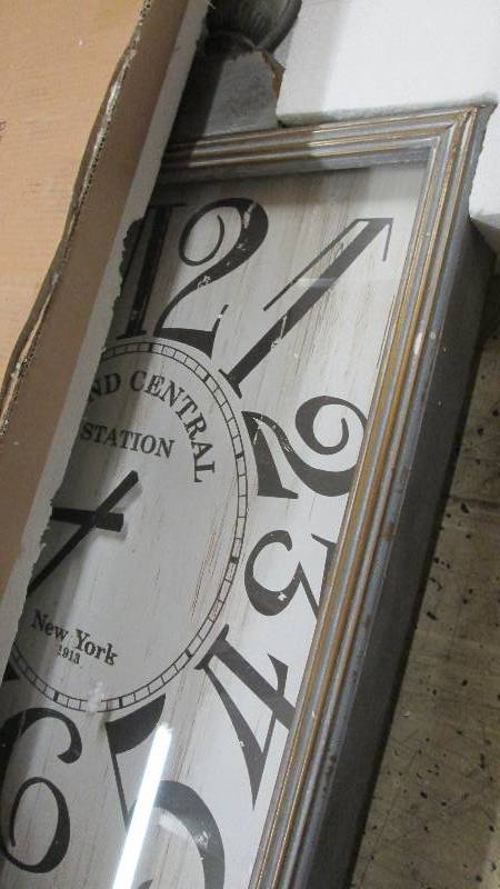 Station Wall Clock open box, untest...