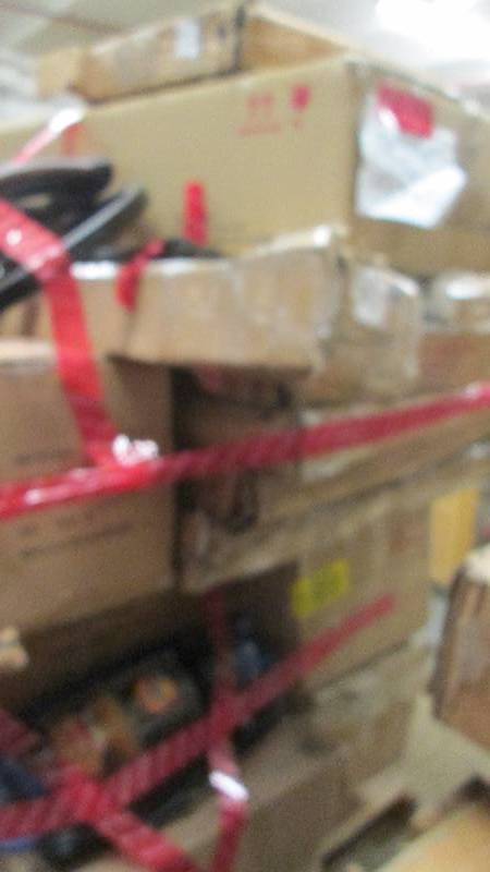 Pallet of Furniture Damaged or mis...