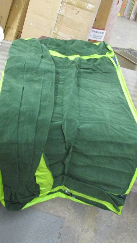 Green Air Mattress -untestes...
