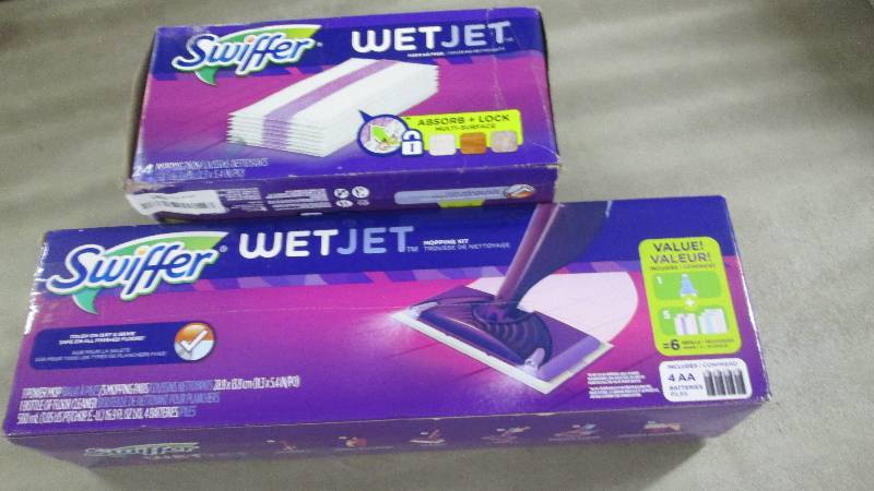 Swiffer Wet Jet with extra pkg of m...
