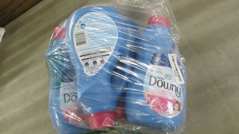 Lot of 5 - 34 fl oz Downy Fabric So...
