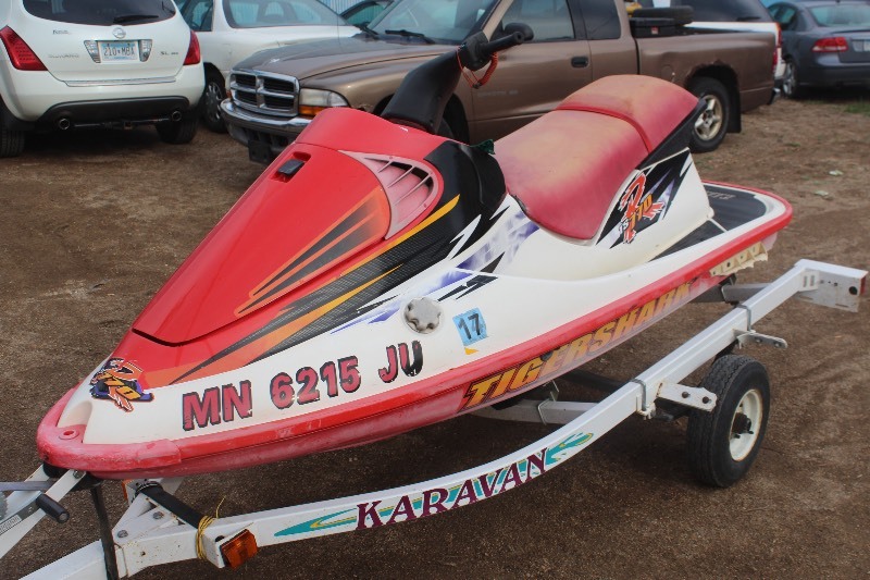 lot 2478 image: 1998 Arctic Cat TSR 770 with Trailer