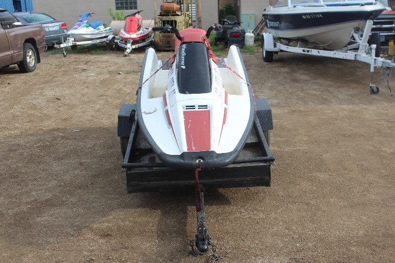 lot 2479 image: 1990 Yamaha WaveRunner with Trailer