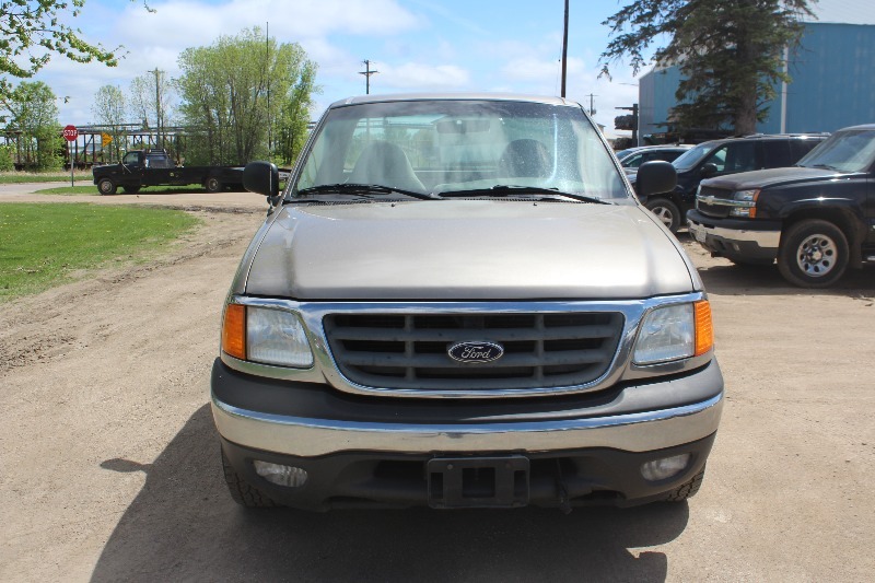 2004 Ford F150 Heritage XL - 5 Speed - One Owner -