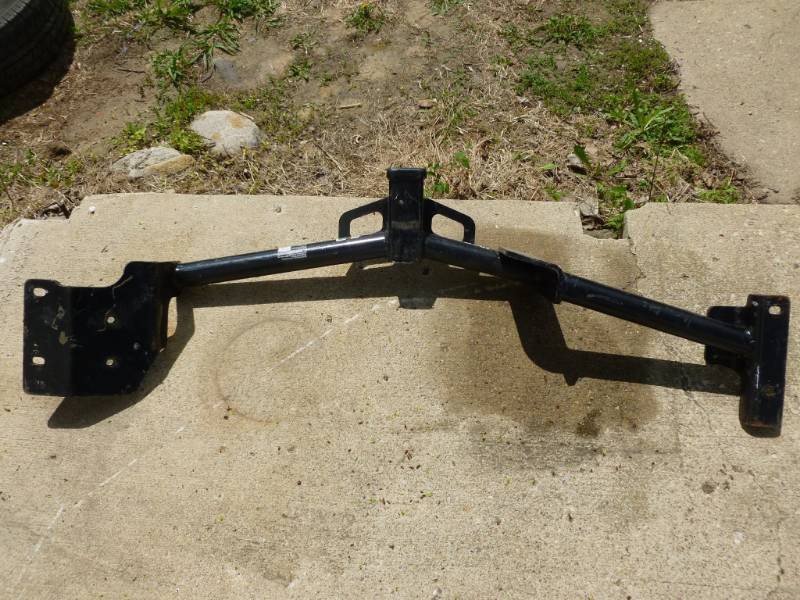 lot 18 image: Receiver Hitch Assembly