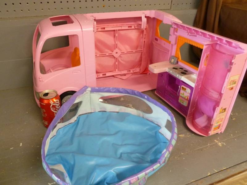 lot 52 image: Barbie Truck