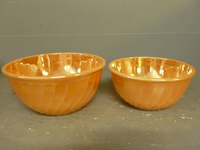 lot 57 image: Vintage Fire King