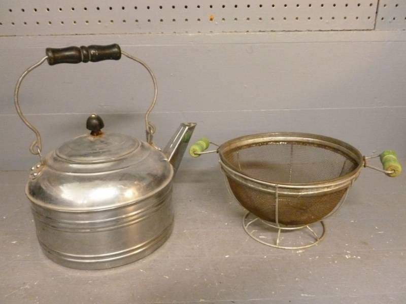 lot 72 image: Vintage Kitchen