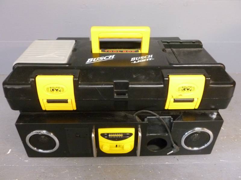 lot 74 image: Radio Toolbox