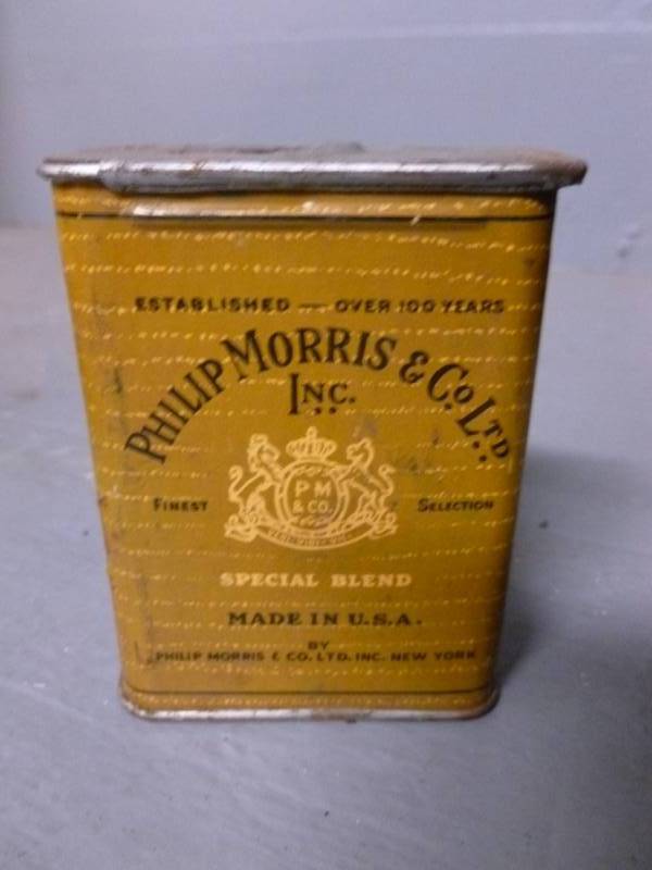 lot 80 image: Vintage Cigarette Case