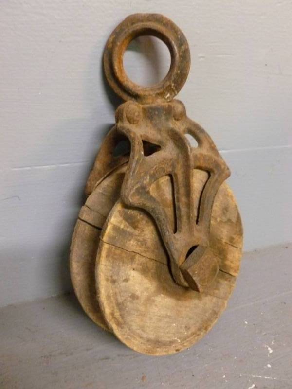 lot 83 image: Antique Barn Pulley