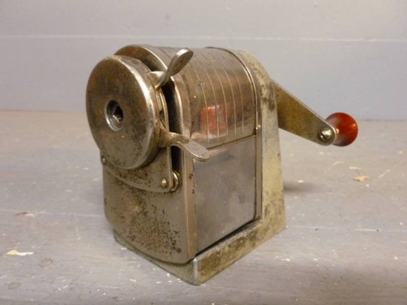 lot 101 image: Vintage Pencil Sharpener