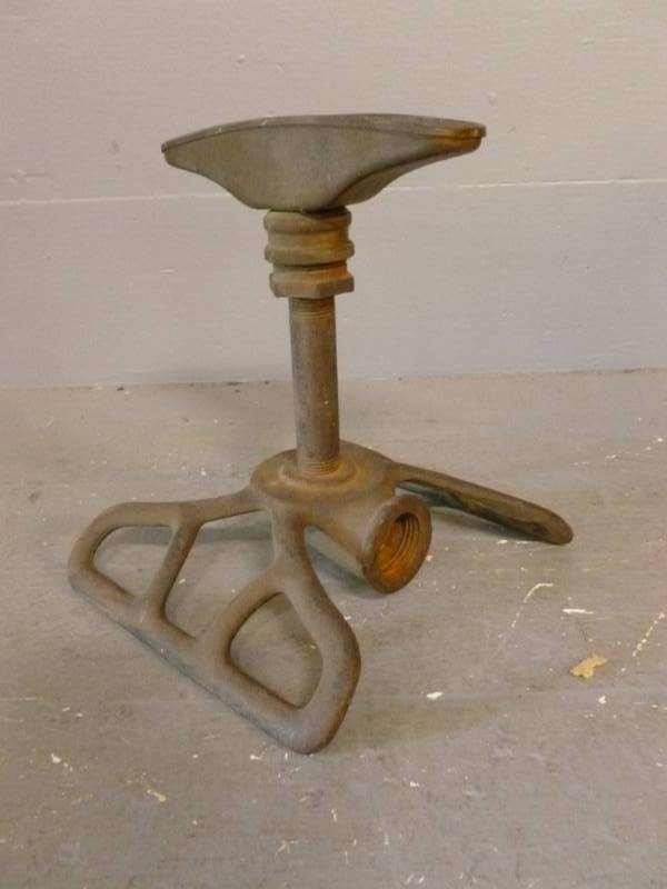 lot 106 image: Vintage Sprinkler
