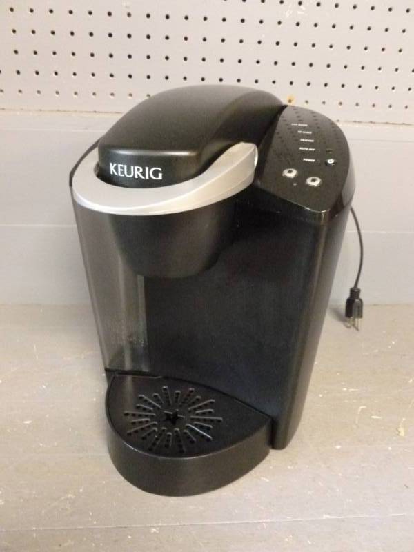 lot 113 image: Keurig Coffee Maker