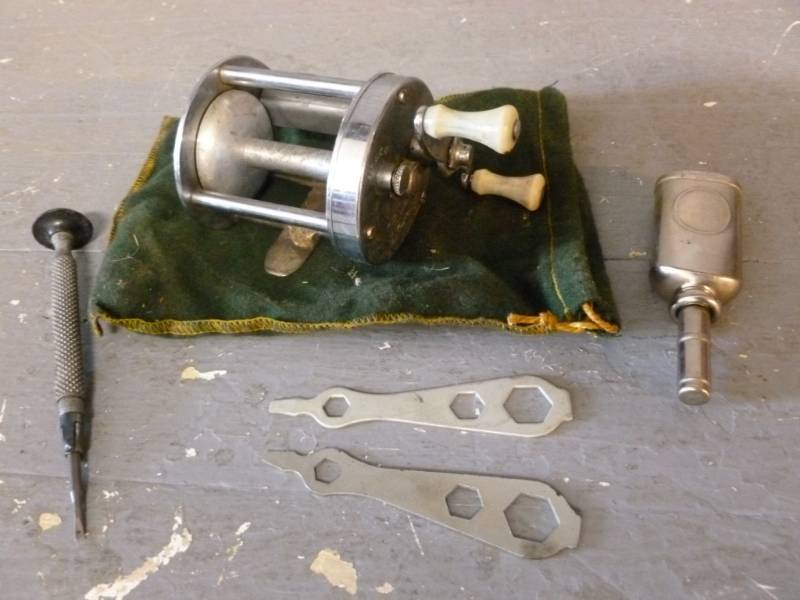 lot 116 image: Vintage Fishing Reel