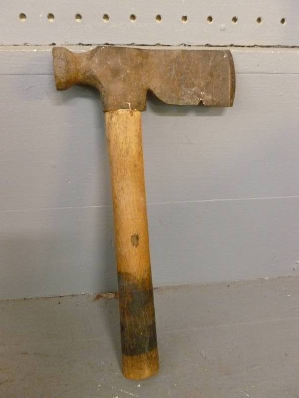 lot 168 image: Vintage Ax