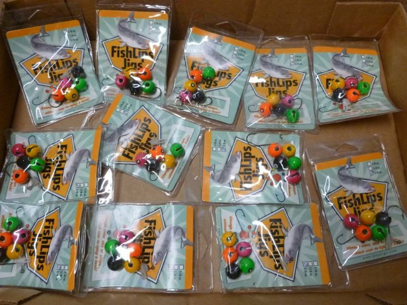lot 173 image: Fishing Baits