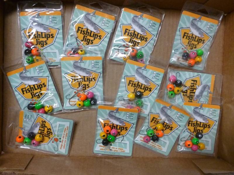 lot 177 image: Fishing Baits