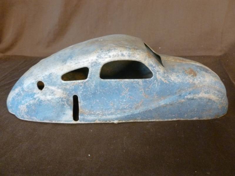lot 198 image: Vintage Toy Car Shell