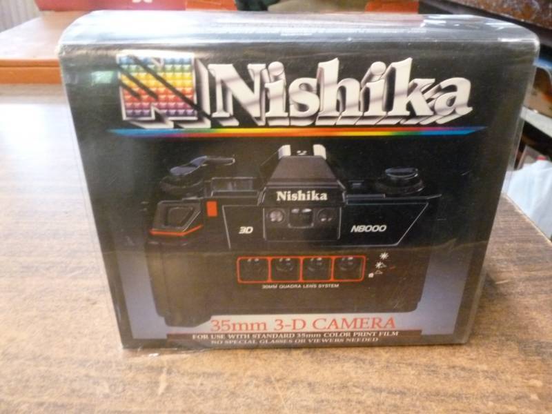 lot 216 image: Vintage Camera