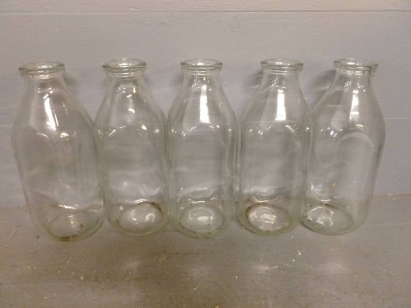 lot 222 image: Vintage Milk Bottles