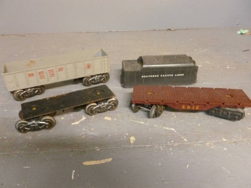 lot 225 image: Vintage Train Cars