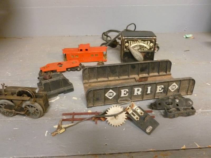lot 228 image: Vintage 027 Train Parts