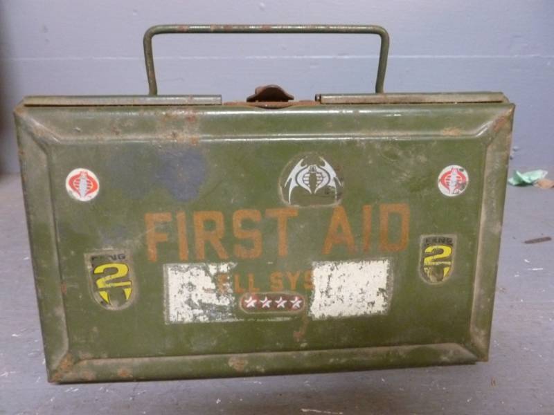 lot 237 image: Vintage First Aid Kit