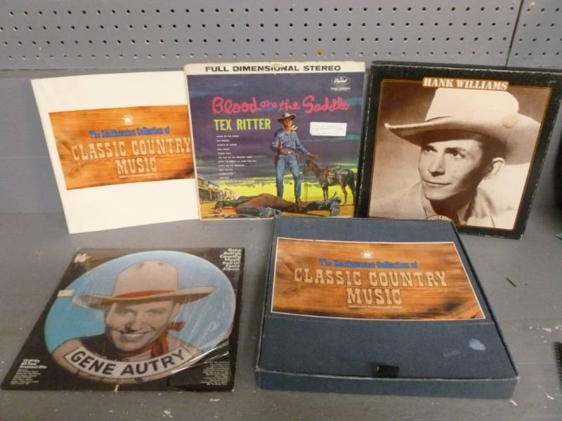 lot 246 image: Vintage Record Albums