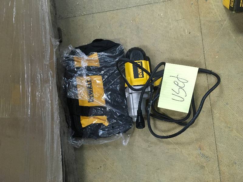 lot 80 image: DEWALT 7.5 Amp 12 in. Impact Wrench Kit in good condition