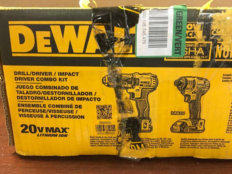 lot 100 image: DEWALT 20-Volt MAX Lithium-Ion Cordless DrillImpact Combo Kit (2-Tool) with (2) Batteries 1.5Ah, Charger and Contractor Bag not used