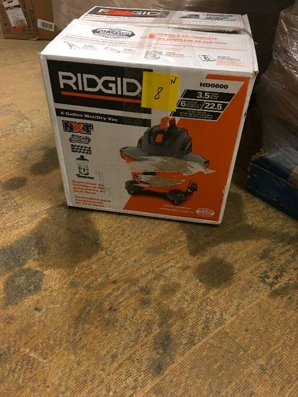 lot 8 image: RIDGID 6 Gal. 3.5-Peak HP NXT WetDry Vac
