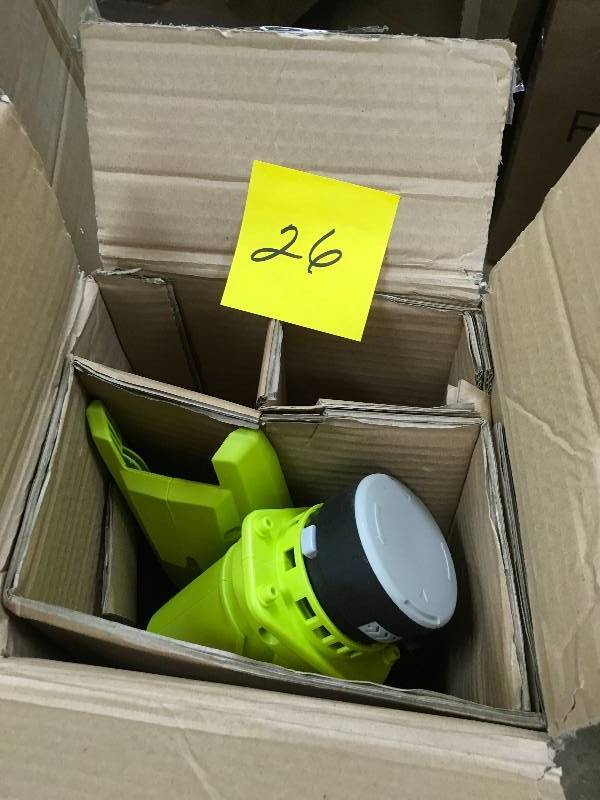 lot 26 image: RLC BOX in good condition