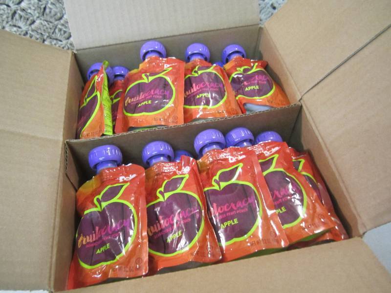 lot 13 image: Case of 36 Dole Fruitocracy Squeeza...