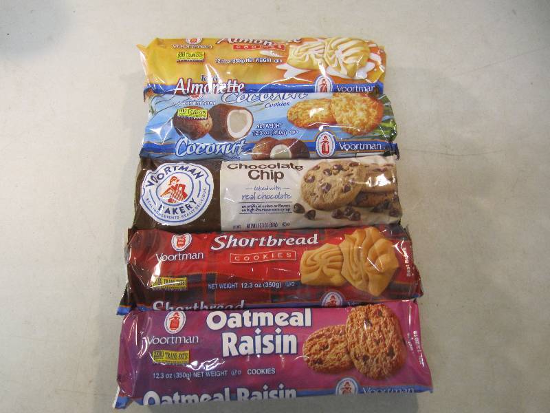 lot 38 image: 5 Packs of Various Cookies Chocolat...