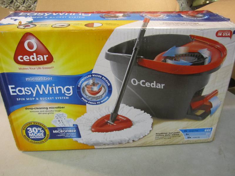 lot 41 image: O Cedar Micro Fiber Easy Wring Spin...