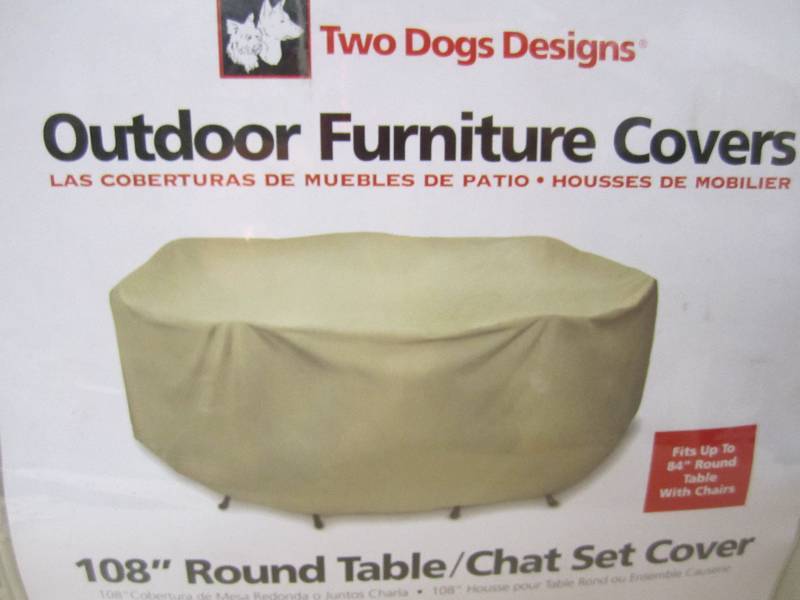 lot 45 image: 108 Round Outdoor TableChat Set C...