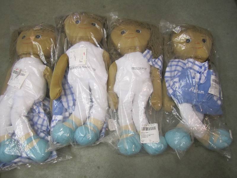 lot 46 image: 4 Dolls with Personalized Dresses 2...