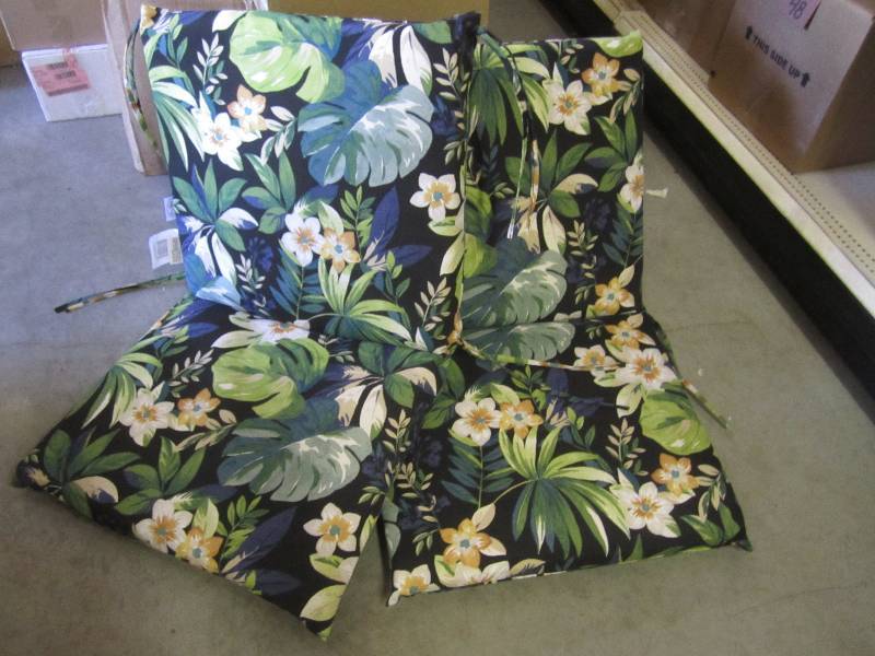 lot 61 image: 2 Hampton Bay Caprice Tropical Mid ...