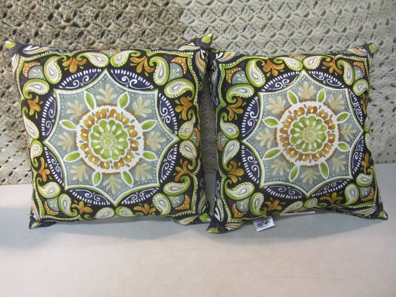 lot 66 image: 2 Hampton Bay Sky Medallion 16 Squ...