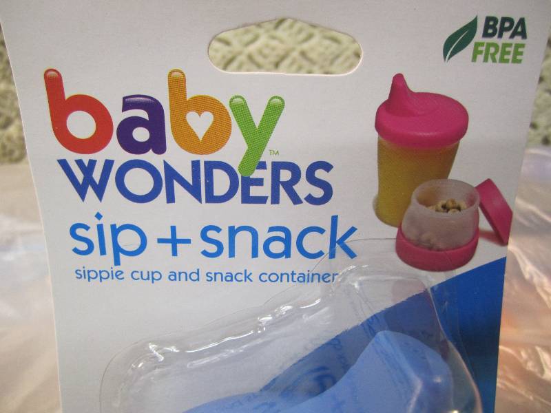 lot 87 image: 12 Baby Wonders Sip  Snack Sippie ...