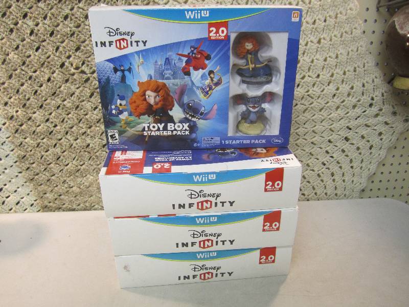 lot 89 image: 4 Disney Infinity 2.0 Toy Box Start...