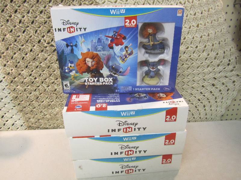lot 93 image: 4 Disney Infinity 2.0 Toy Box Start...