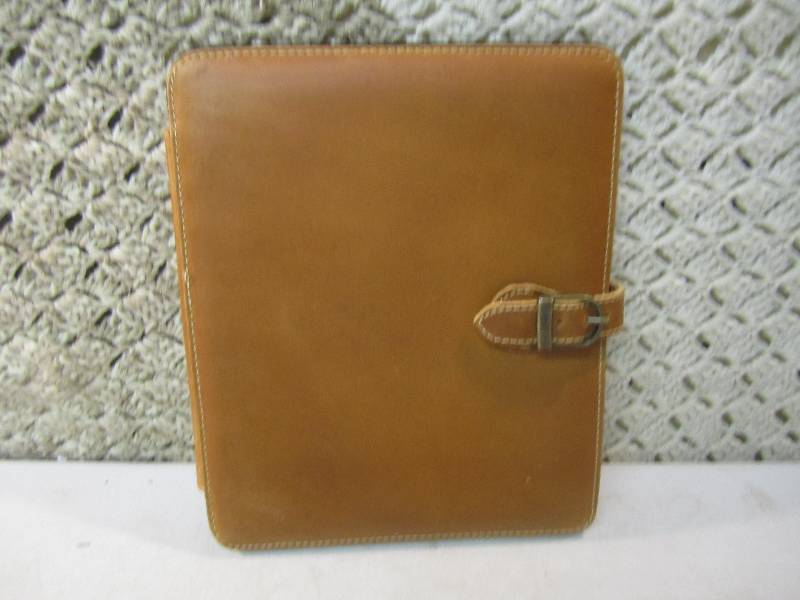 lot 124 image: Canyon Outback Leather Bear Canyon ...