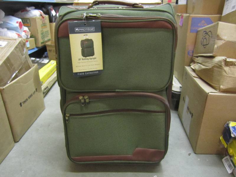 lot 131 image: Protege 25 Rolling Upright Travel ...