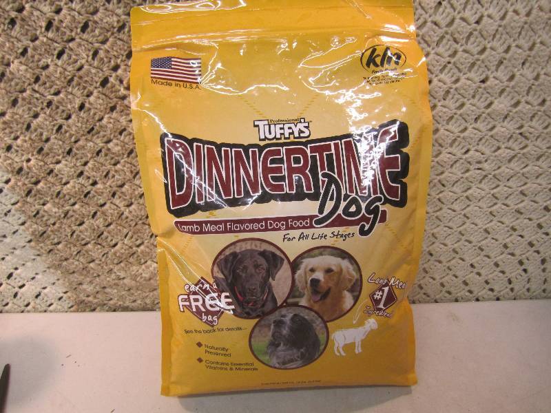 lot 161 image: 15 Pound Bag Tuffys Dinner Time Dog...